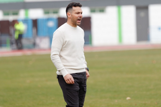 El entrenador de la UD Maracena, Javier Vilaseca (GPMEDIA)