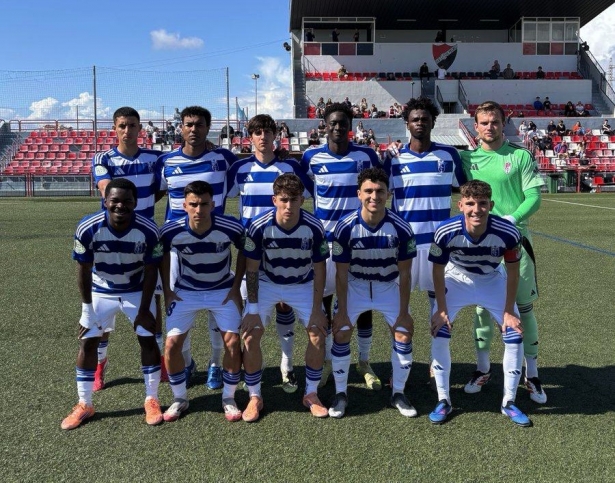 El Recre arañó un empate ante el San Pedro (GRANADA CF) El Recre arañó un empate ante el San Pedro (GRANADA CF)