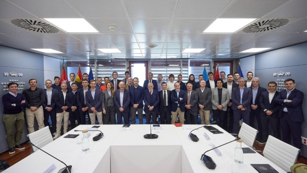 Pacheta ha acudido a Madrid junto a otros entrenadores de Primera y Segunda (RFEF)