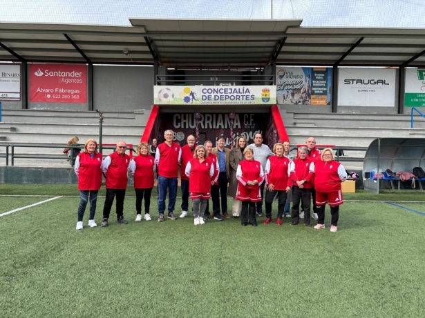 Participantes en el inicio de Fútbol andado (GRANADA CF)
