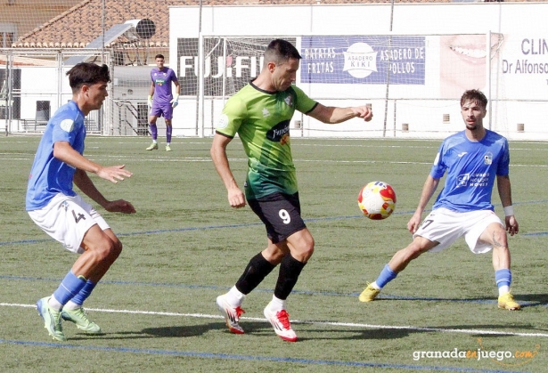 El Huétor Vega quiere prolongar su buena racha (J. PALMA)