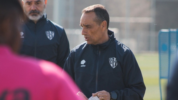 Oltra se cruzará con su ex equipo (HUESCA)