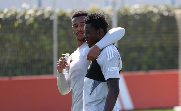 La plantilla del Granada cambiará mucho este verano (J. AZCOYTIA)