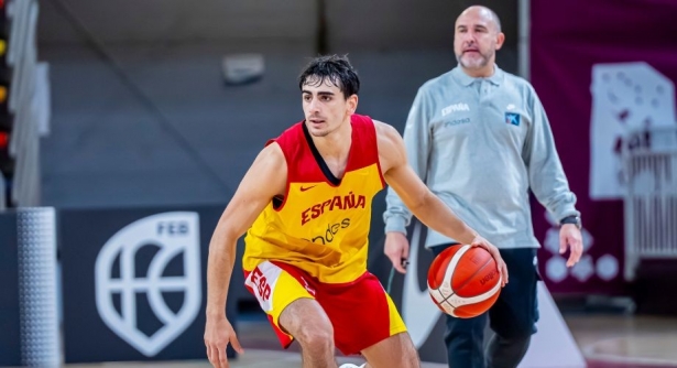Cárdenas se ha asentado en la Selección española (GIGANTES DEL BASKET)