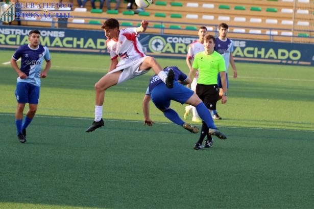 Atletico Monachil y Guadix están disputando una intensa final (ATLÉTICO MONACHIL) Atletico Monachil y Guadix están disputando una intensa final (ATLÉTICO MONACHIL)
