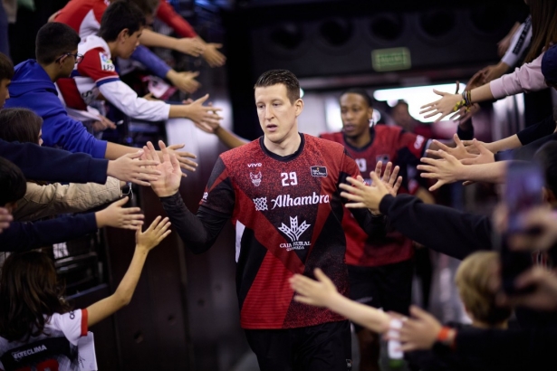 Bozic sigue sumando actuaciones sobresalientes (COVIRAN GRANADA)