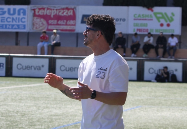 El entrenador del Churriana CF, Levi Cantero (J. PALMA)