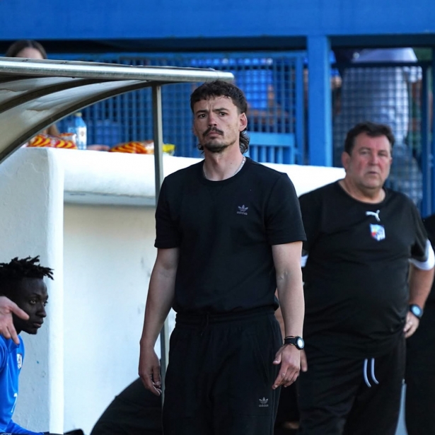 El entrenador del CF Motril, Chus Hevia (CF MOTRIL)