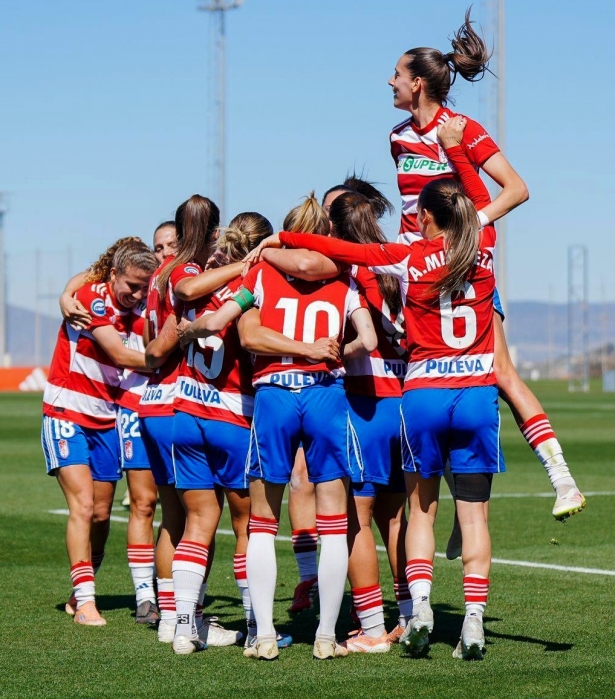 Las rojiblancas no se ponen techo (GRANADA CF) Las rojiblancas no se ponen techo (GRANADA CF)