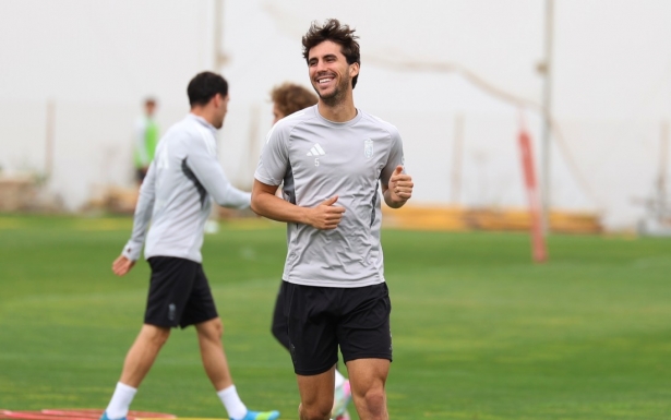 Lama ha trabajado hoy junto a sus compañeros (J. AZCOYTIA) Lama ha trabajado hoy junto a sus compañeros (J. AZCOYTIA)