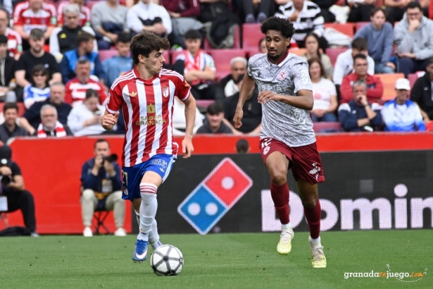 El Granada se apuntó un nuevo triunfo en Los Cármenes (J.M. BALDOMERO)