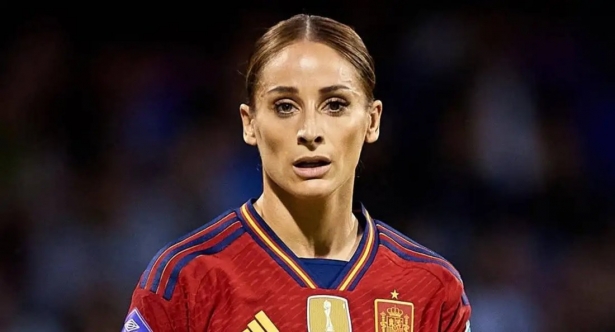 Esther González no pudo marcar en su vuelta a la Selección 