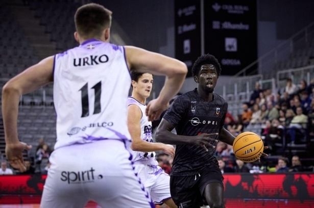 Los granadinos quieren despedirse con un nuevo triunfo 