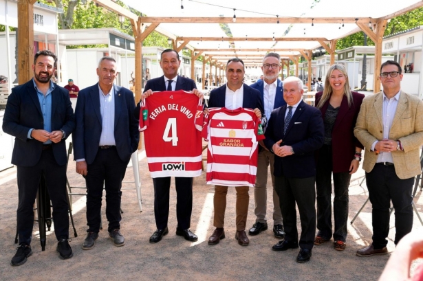 Alfredo García Amado ha estado en la presentación de la Feria del Vino (GRANADA CF)