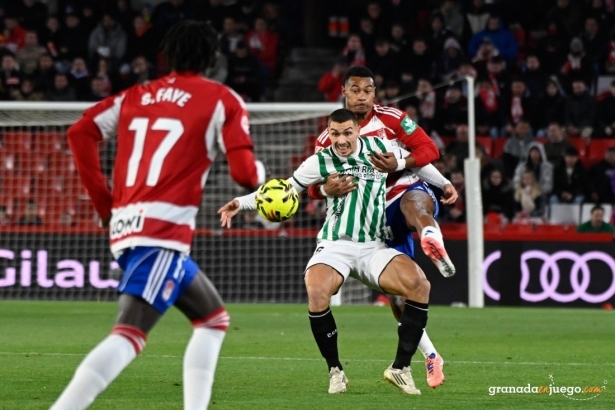 El último derbi de la temporada tendrá lugar el 10 de mayo (J.M. BALDOMERO)