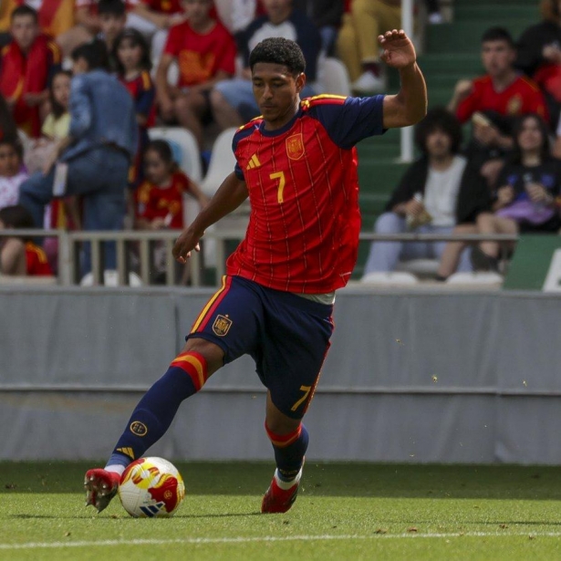 Owen ha dado un buen nivel con la Selección (GRANADA CF)