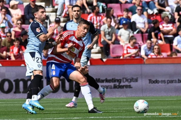 Alcaraz fue crítico con la actuación del equipo (J.M. BALDOMERO)