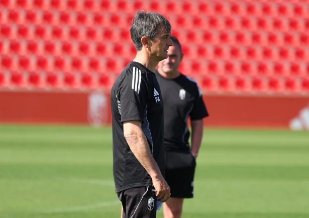 Pacheta espera que el equipo reaccione (J. AZCOYTIA)