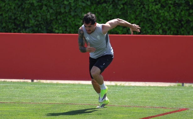 Sola regresa tras perderse el último partido (J. AZCOYTIA)