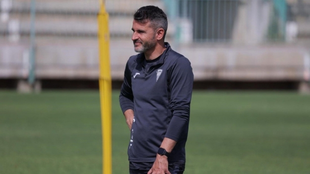 Iván Ania espera un Granada valiente (DIARIO DE CÓRDOBA)