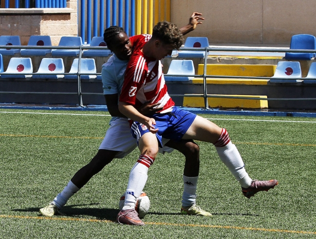 El Granada CF C recibirá al Carolinense en la ida de la final (J. PALMA) El Granada CF C recibirá al Carolinense en la ida de la final (J. PALMA)