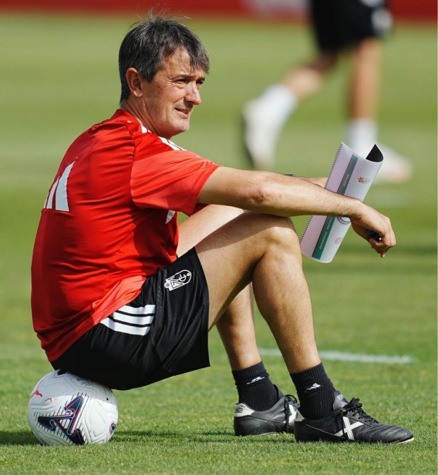 Pacheta, satisfecho con la evolución de los suyos (GRANADA CF)