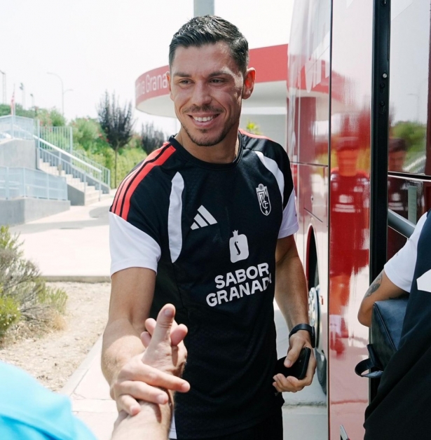 Lizoain ha debutado con el Granada (GRANADA CF)