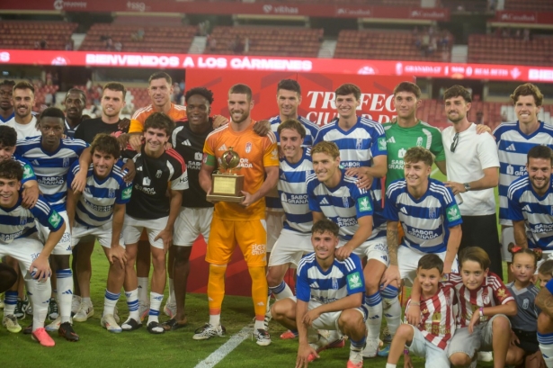 Owen le dio el triunfo a los rojiblancos con un gran cabezazo (GRANADA CF) Owen le dio el triunfo a los rojiblancos con un gran cabezazo (GRANADA CF)