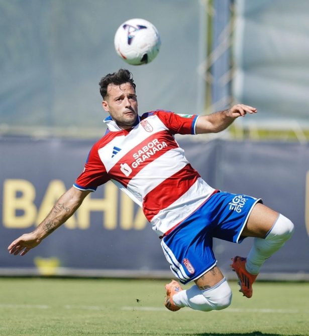 Arnaiz volvió a ser de los más destacados del conjunto rojiblanco (GRANADA CF)