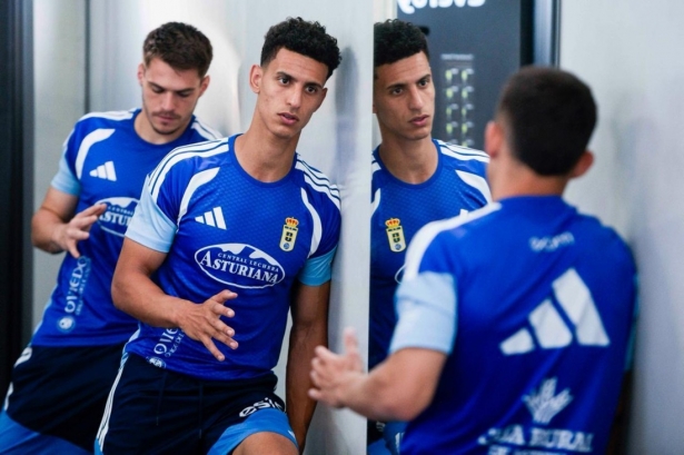 El nuevo jugador del Oviedo ve preparado al equipo para iniciar la competición (OVIEDO)