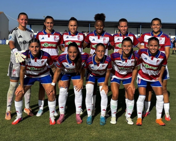 Las rojiblancas lucharán por la Copa Andalucía (GRANADA CF) Las rojiblancas lucharán por la Copa Andalucía (GRANADA CF)