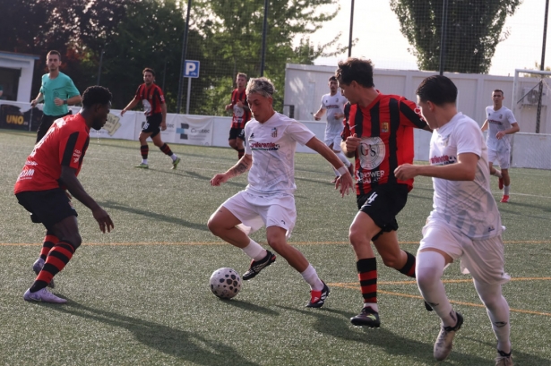 El Atlético Monachil plantó cara al Cuevas CF (MANU LÓPEZ/ATLÉTICO MONACHIL)
