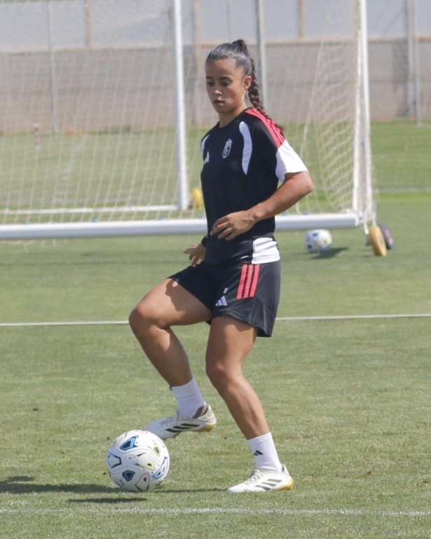 Las rojiblancas encarán un nuevo amistoso (GRANADA CF)