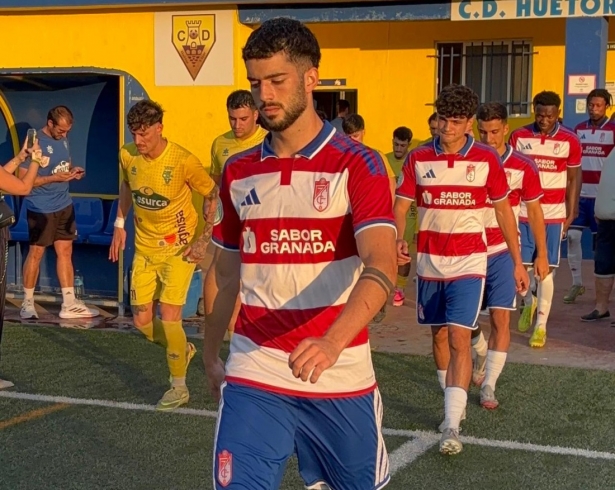 El Recre encajó una nueva derrota (GRANADA CF) El Recre encajó una nueva derrota (GRANADA CF)