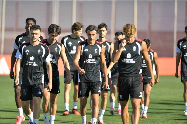 El equipo, con la mente puesta en el partido ante el Córdoba (GP MEDIA) El equipo, con la mente puesta en el partido ante el Córdoba (GP MEDIA)