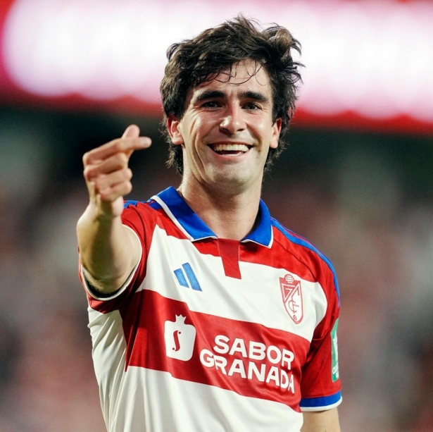 Alemañ inauguró su cuenta goleadora de la temporada (GRANADA CF)