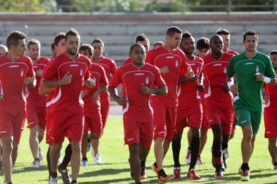 La plantilla comenzó a entrenar el lunes. (DAVID HIDALGO-GRANADA CF)