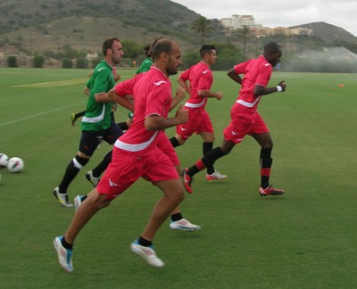 El Granada CF ya está de concentración en tierras murcianas. (GRANADACF)