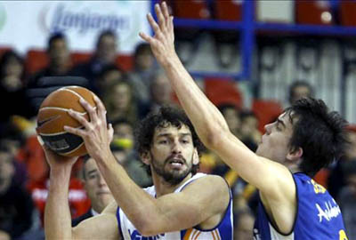 Diego Sánchez en un partido del Menorca ante Cajasol (ARCHIVO)