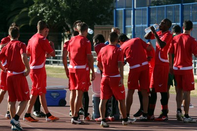 Los rojiblancos ultiman su preparación antes del debut liguero. (DAVID HIDALGO)