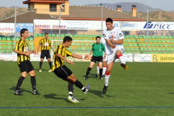 Los accitanos se llevaron la victoria en el Municipal de San Miguel