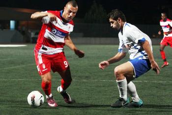 Yohan Mollo, durante el encuentro en Loja. (LAOPINIONDEGRANADA.ES)