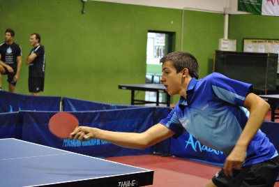 Julio Reyes, durante un encuentro con el CajaGranada