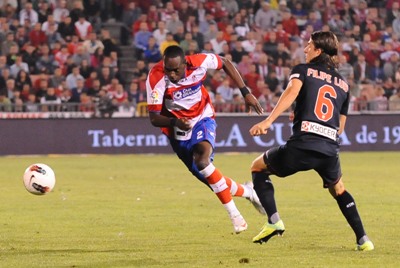 Nyom, en el partido frente al Atlético de Madrid. (BALDOMERO)