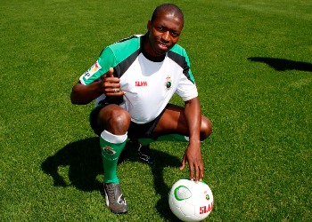 Diop será baja en el Racing para medirse al Granada