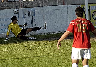 Los rojillos sólo han ganado al filial del Real Betis (PACO AYALA)