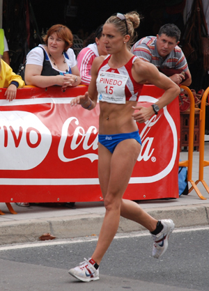Ainhona Pinedo durante un momento del recorrido