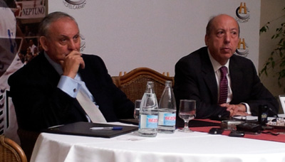 José Julián Romero y Ramiro Pérez de la Blanca en la rueda de prensa