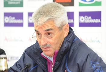 Fabri González, durante la rueda de prensa. (BALDOMERO)