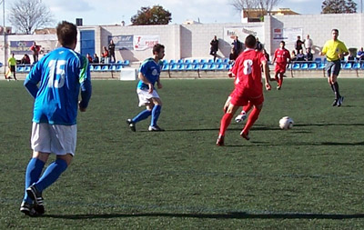 El Maracena tuvo que jugar su partido en Peligros (LÁZARO)